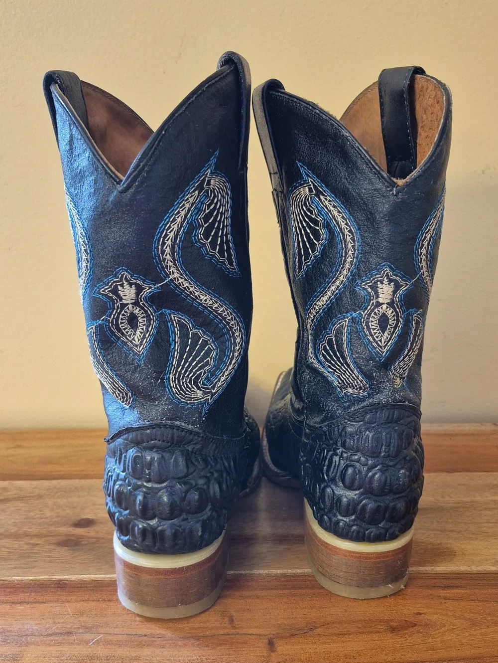 Montenegro Kids Pointed Black Leather Alligator Western Boots - Sz. 2
